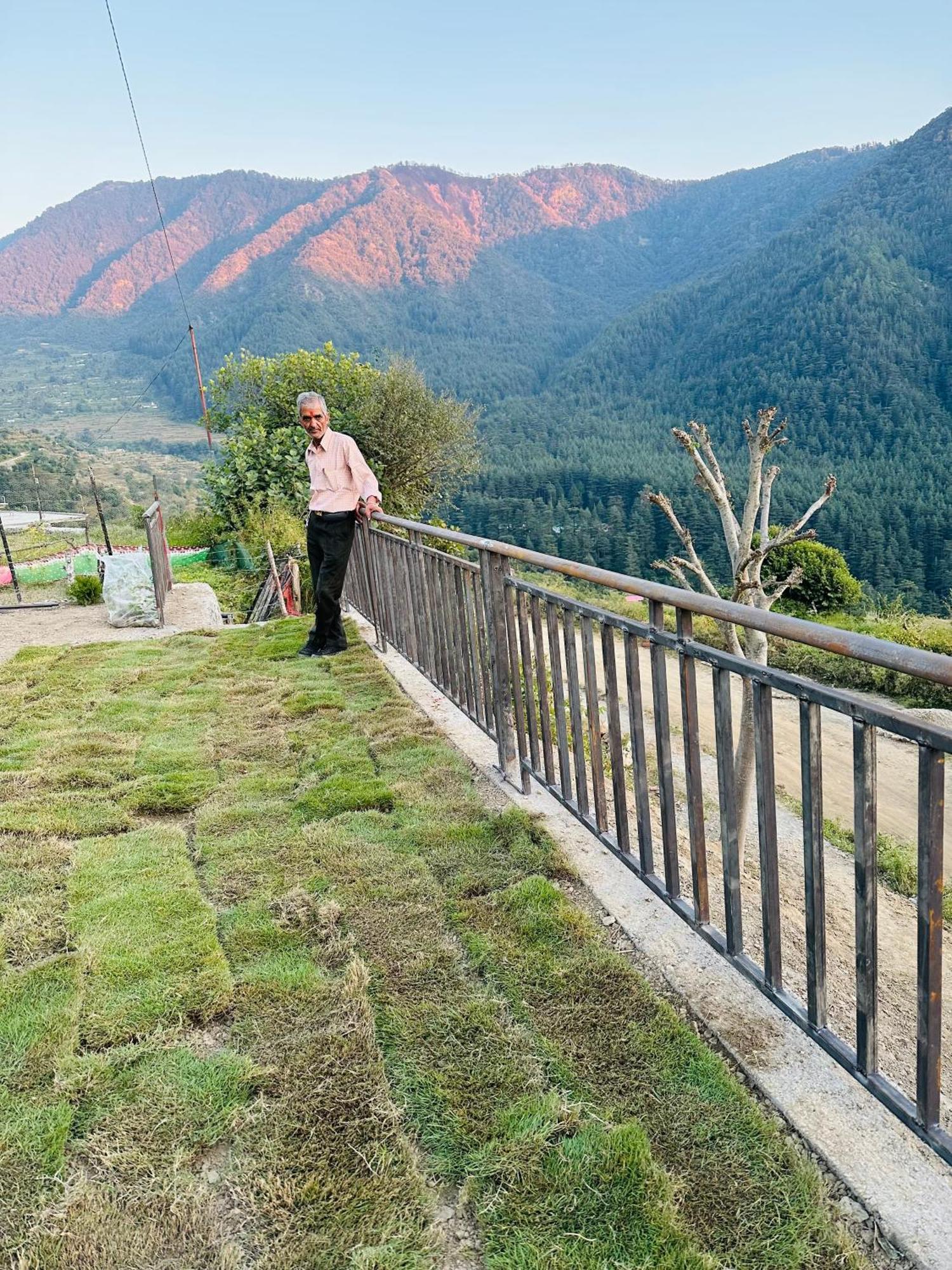 Deodar Village Homestay Devalsari Mussoorie Eksteriør bilde